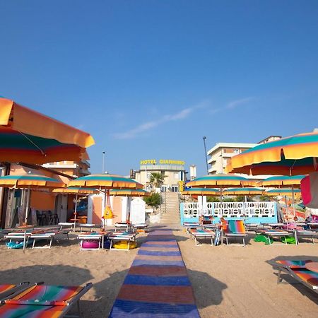 Hotel Giannino Porto Recanati Exteriör bild