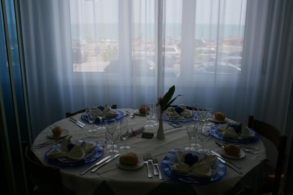Hotel Giannino Porto Recanati Exteriör bild