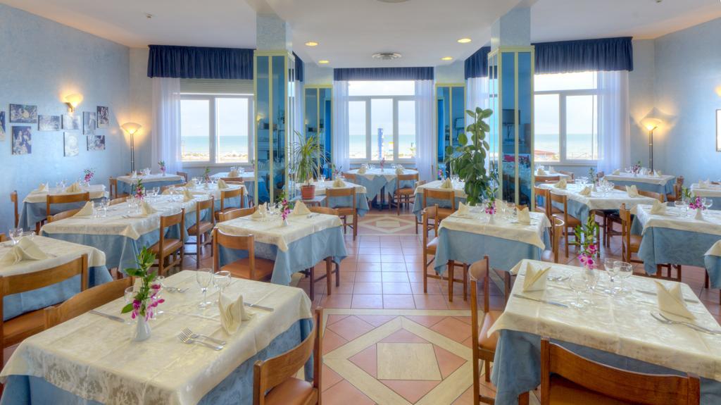 Hotel Giannino Porto Recanati Exteriör bild